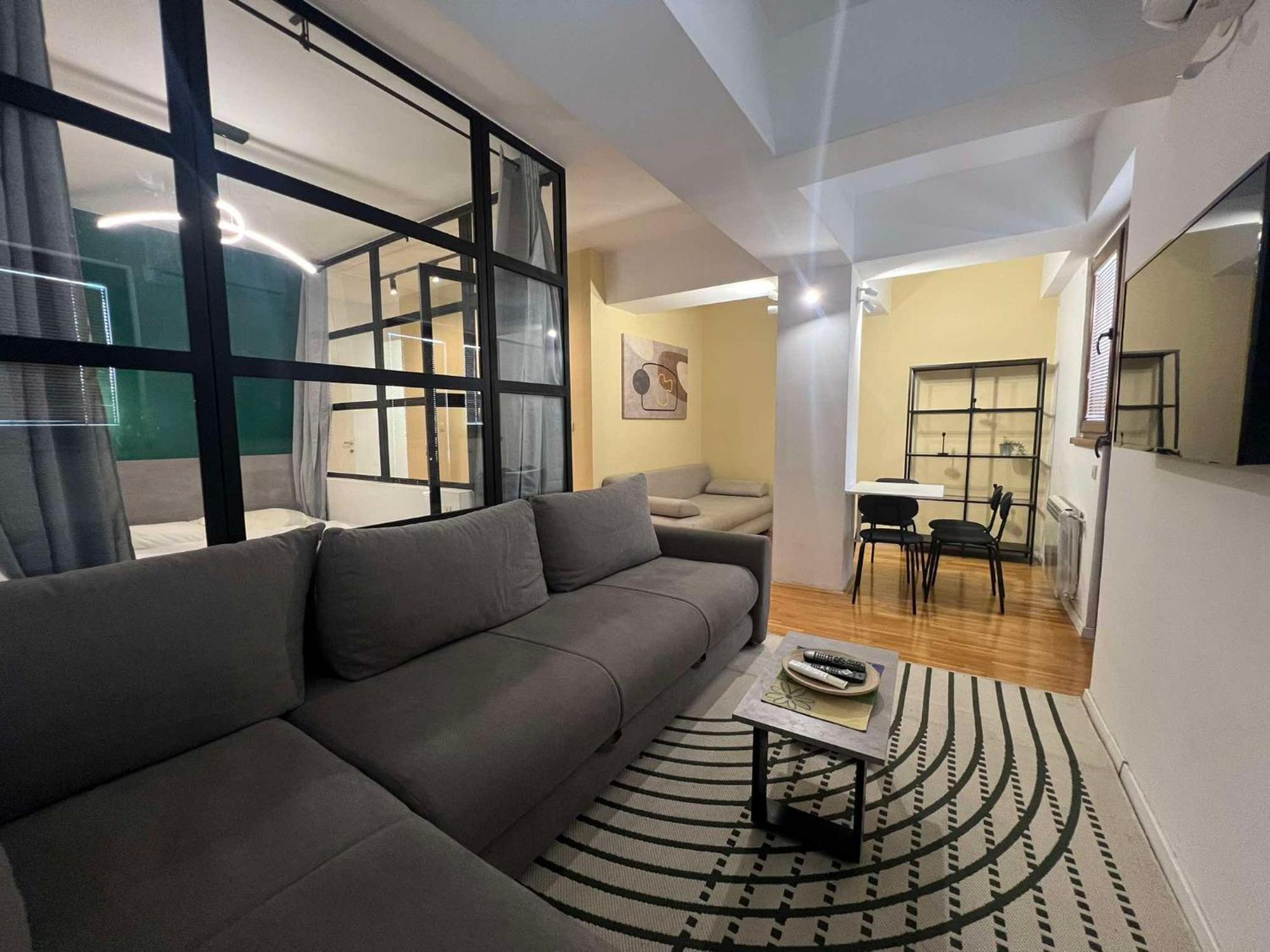 Gigi Apartment By Eluxory Skopje Bagian luar foto