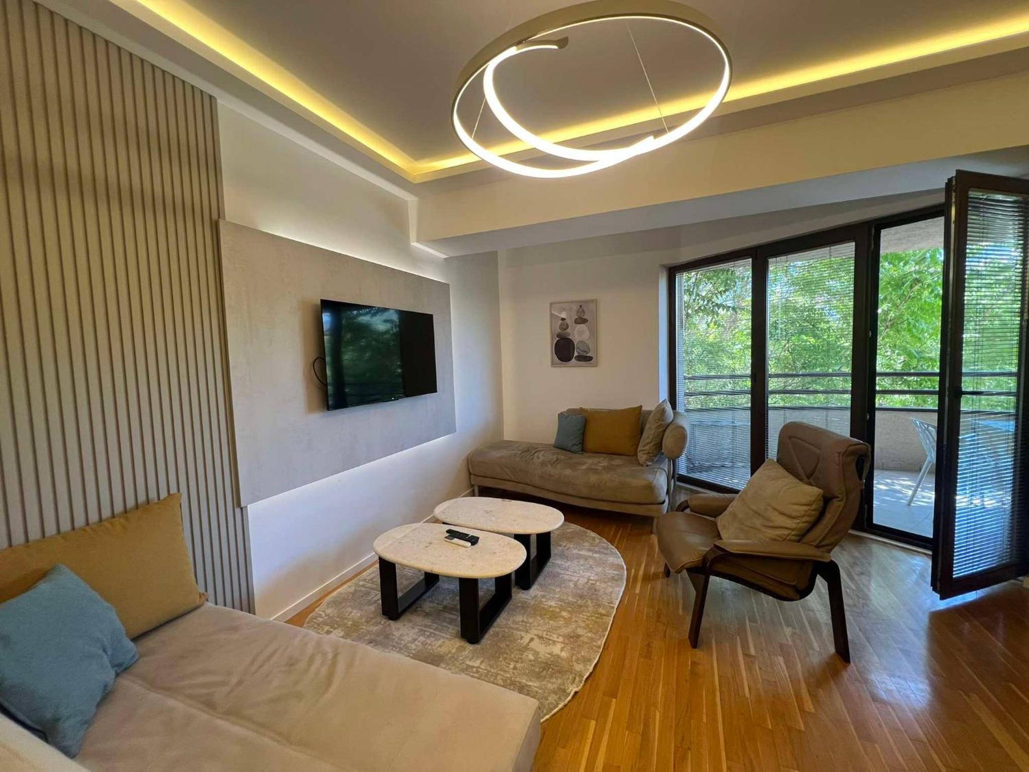 Gigi Apartment By Eluxory Skopje Bagian luar foto